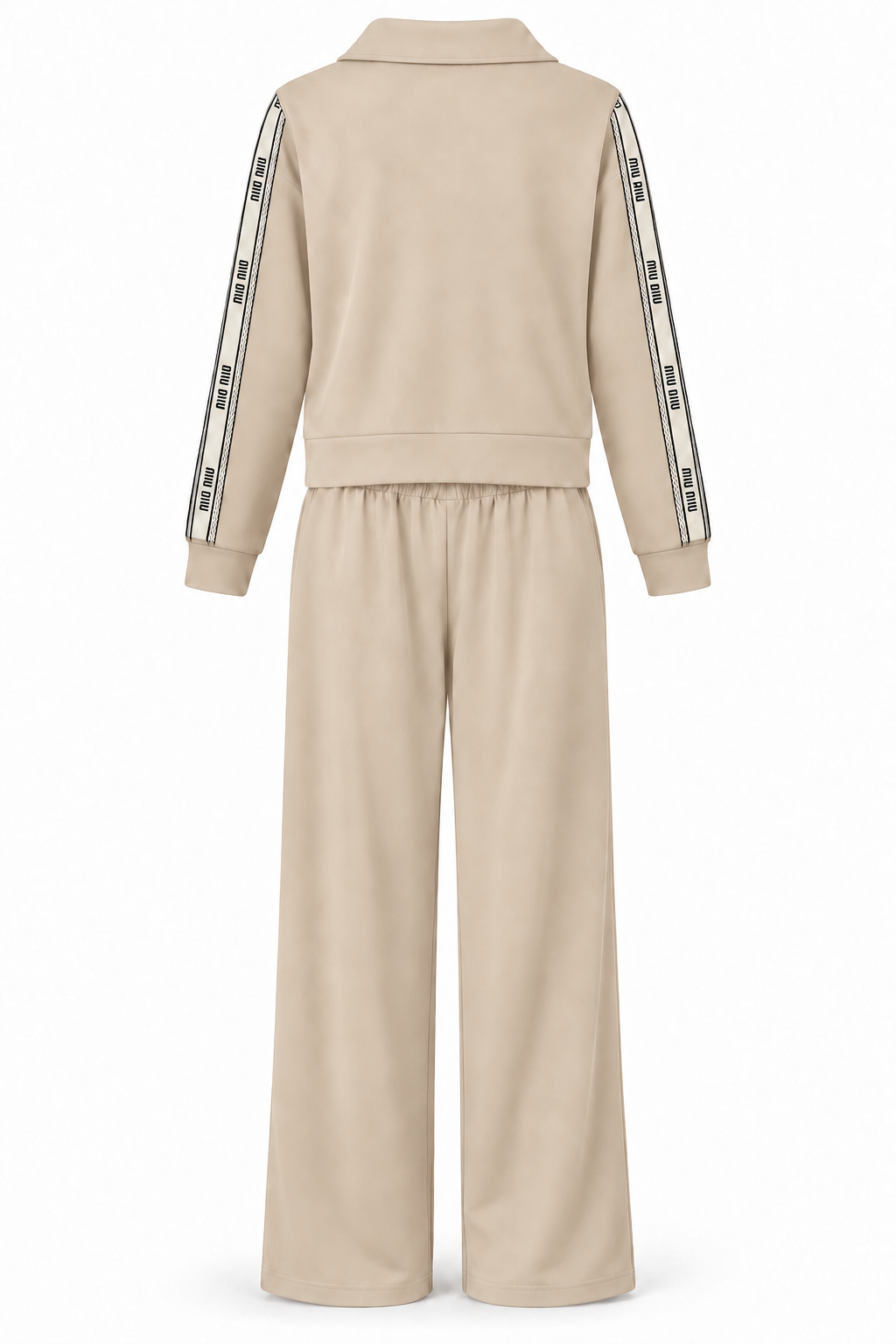 Conjunto de chaqueta con cremallera y pantalón beige — trasera