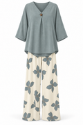 Conjunto de blusa y pantalón de flores azul — frontal