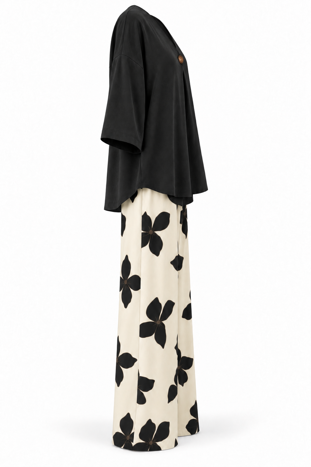 Conjunto de blusa y pantalón de flores negro — lateral-1