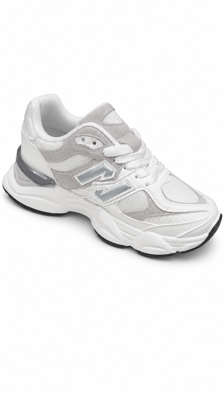 Deportivas blancas — frontal
