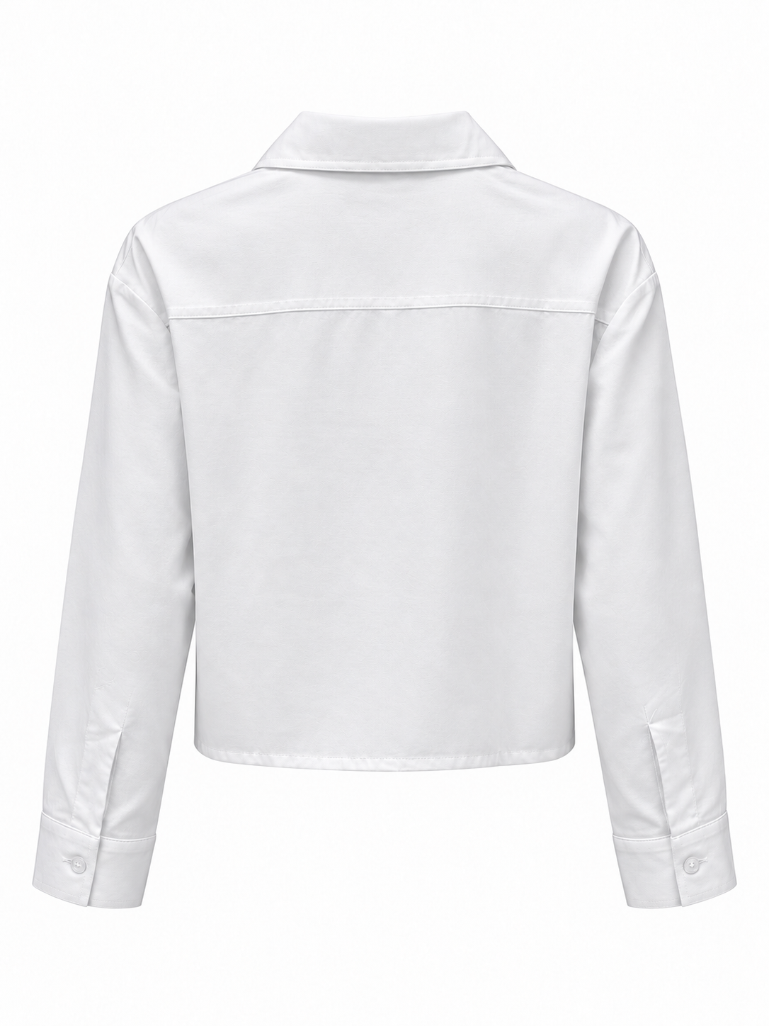 Camisa blanca con dos bolsillos con solapa — espalda
