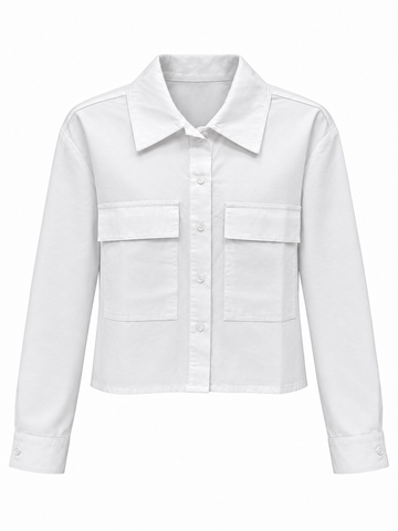 Camisa blanca con dos bolsillos con solapa — frente