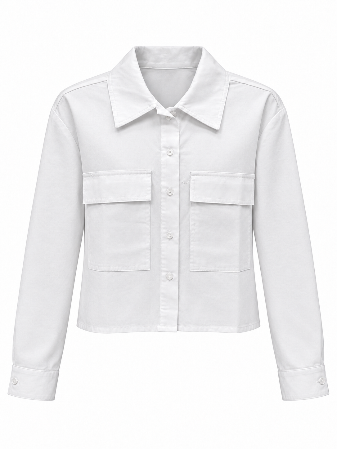 Camisa blanca con dos bolsillos con solapa — frente